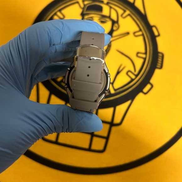 Casio G-Shock GA-2100 “CasiOak” – Silver Mod, Analog-Digital Watch, Custom Bezel - Picture 8 of 10